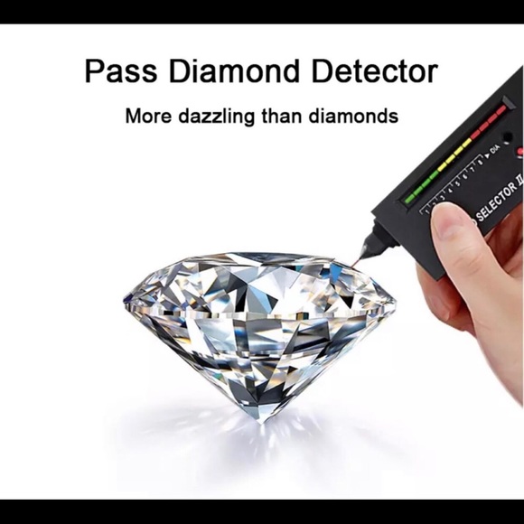 Moissanite Diamond rings set with Certific… - Picture 15 of 16